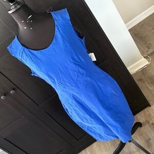 Chic Blue Sleeveless Midi Dress